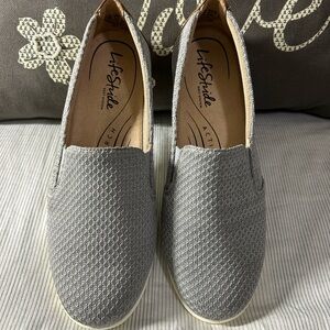 Life Stride Gray Flats